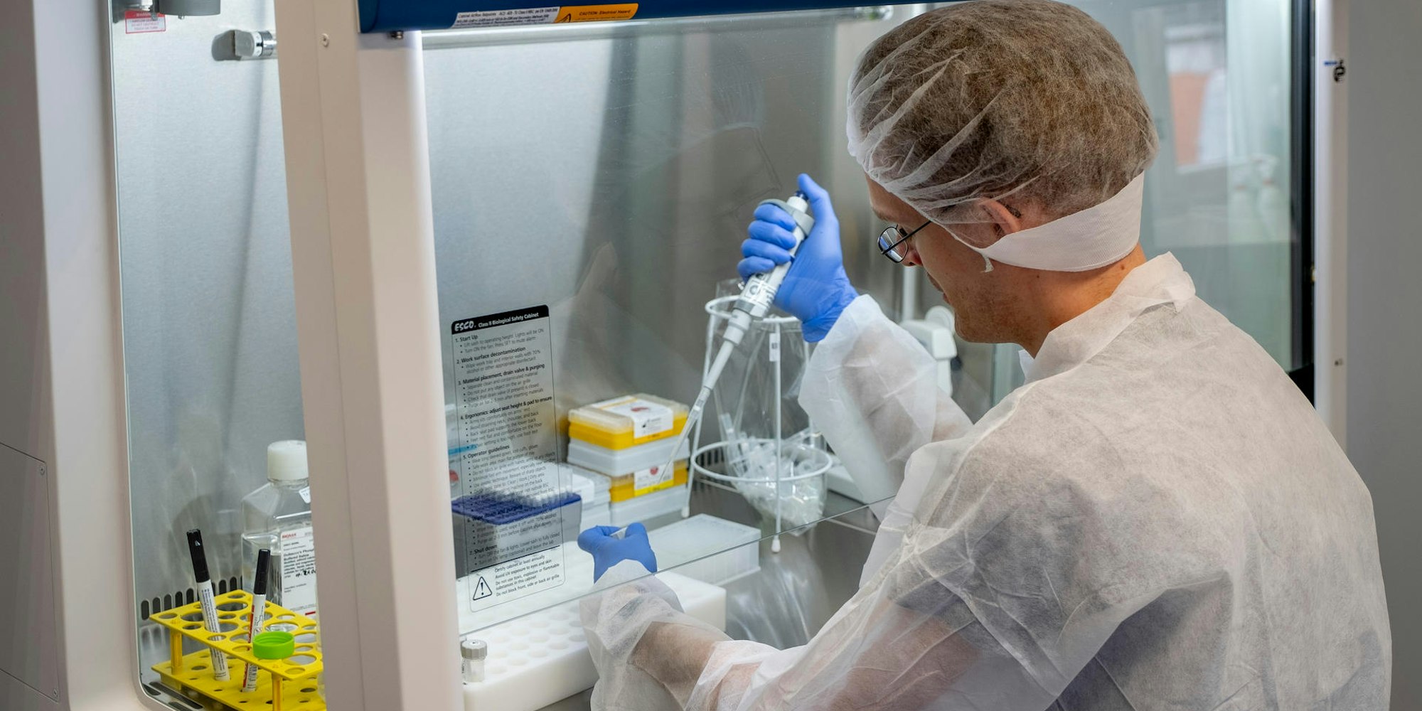 Corona Test Symbolbild