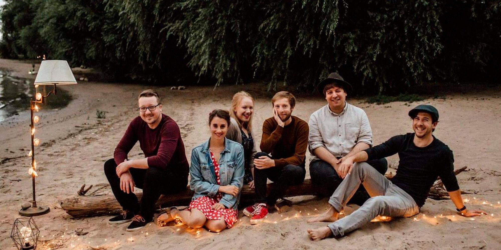 Josie Band 3