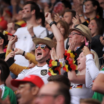 Public viewing symbol