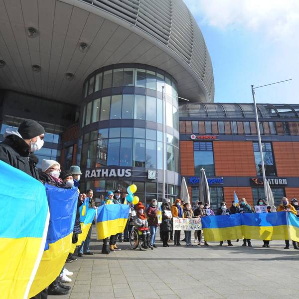 lev demo ukraine