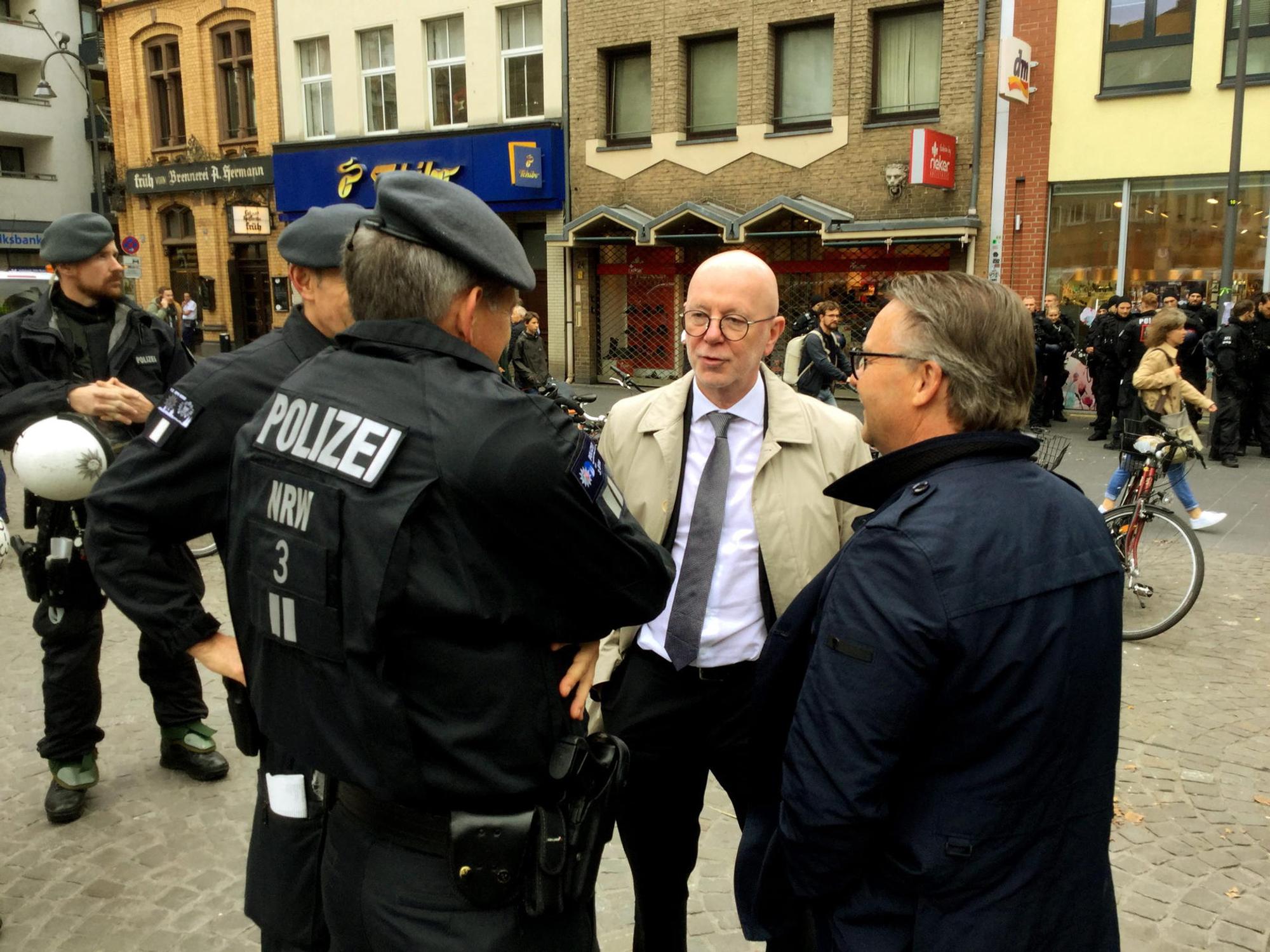 Polizeipräsident Uwe Jacob Kurden Demo 211019