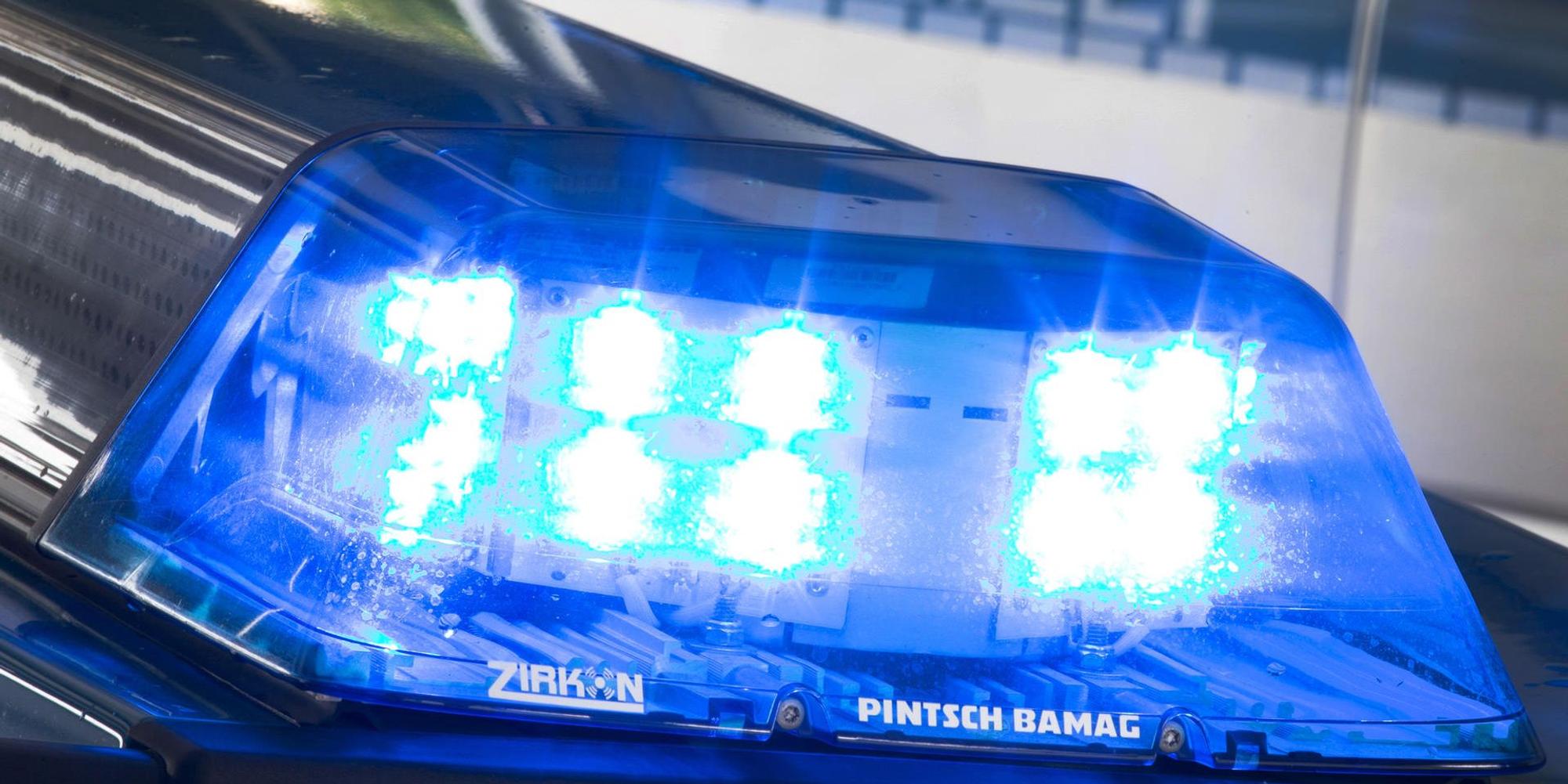 Blaulicht Symbolbild dpa