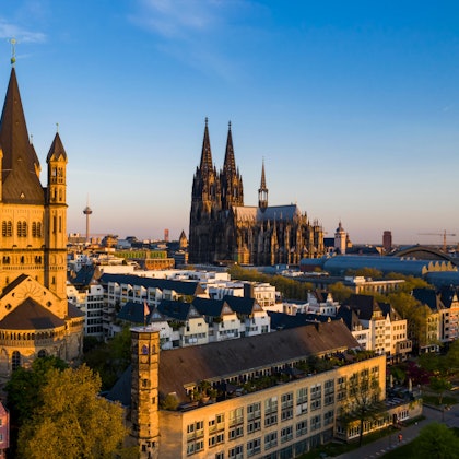 Liebe deine Stadt! Das muss man den meisten Kölnerinnen und Kölnern nicht zweimal sagen.