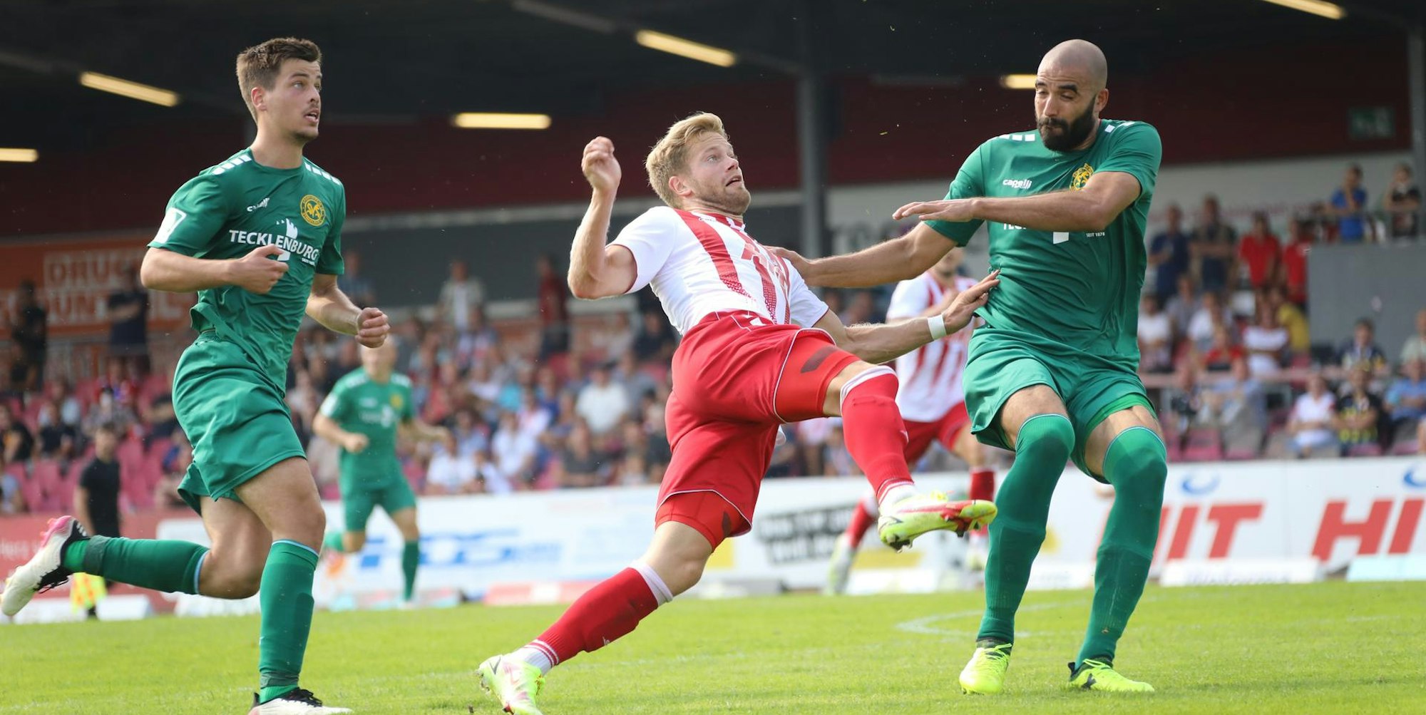 F2EF59A6-3825-4E65-BF59-BBA5BF8997F0