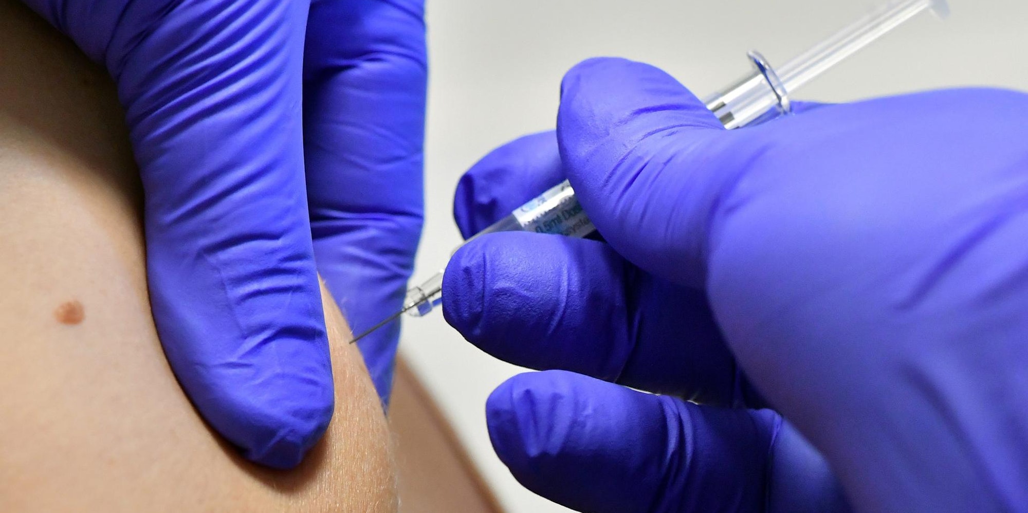 Grippe-Impfung Symbolbild