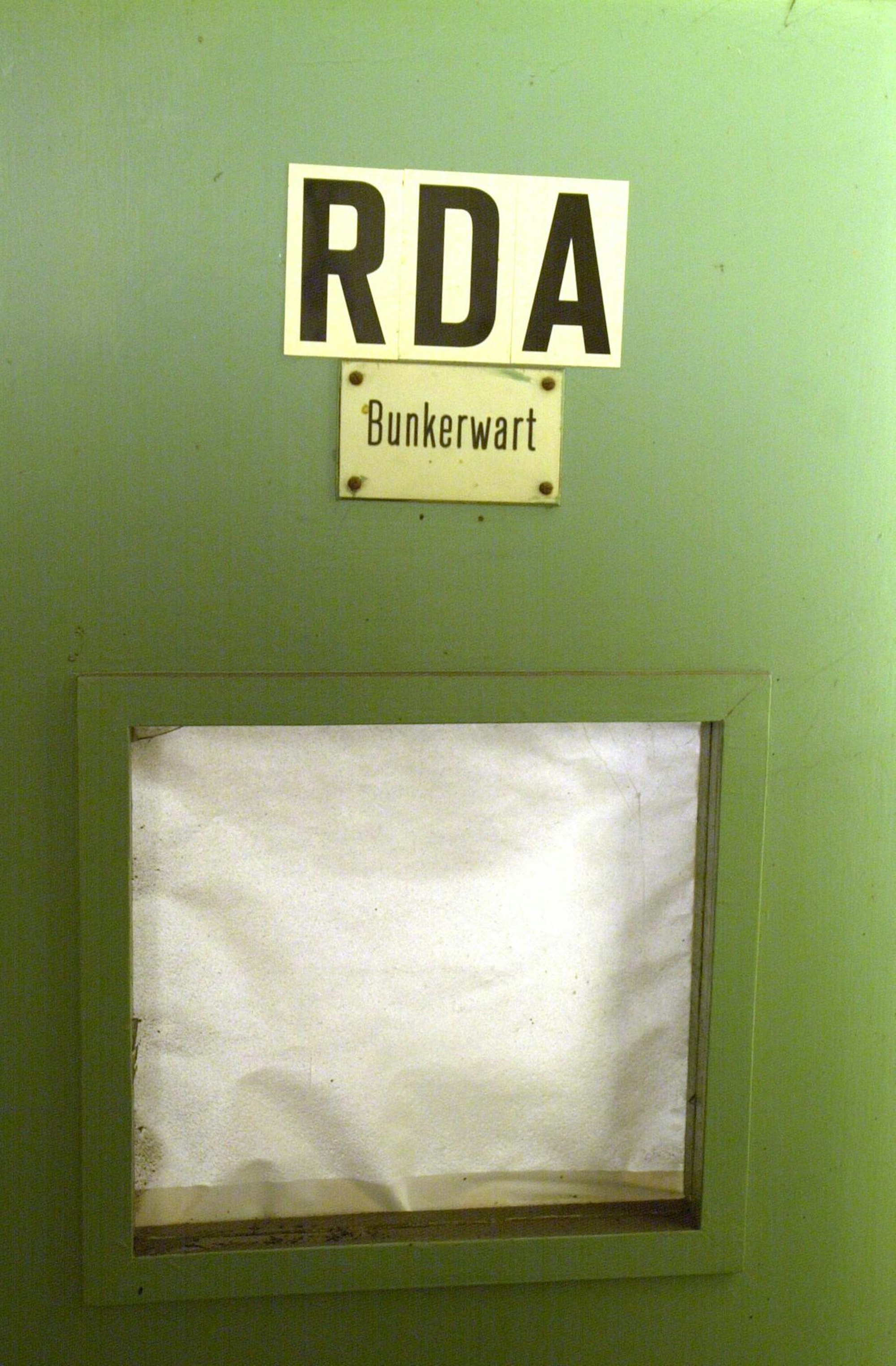 archiv_krieger_bunker_rar_10232003DSC_7175