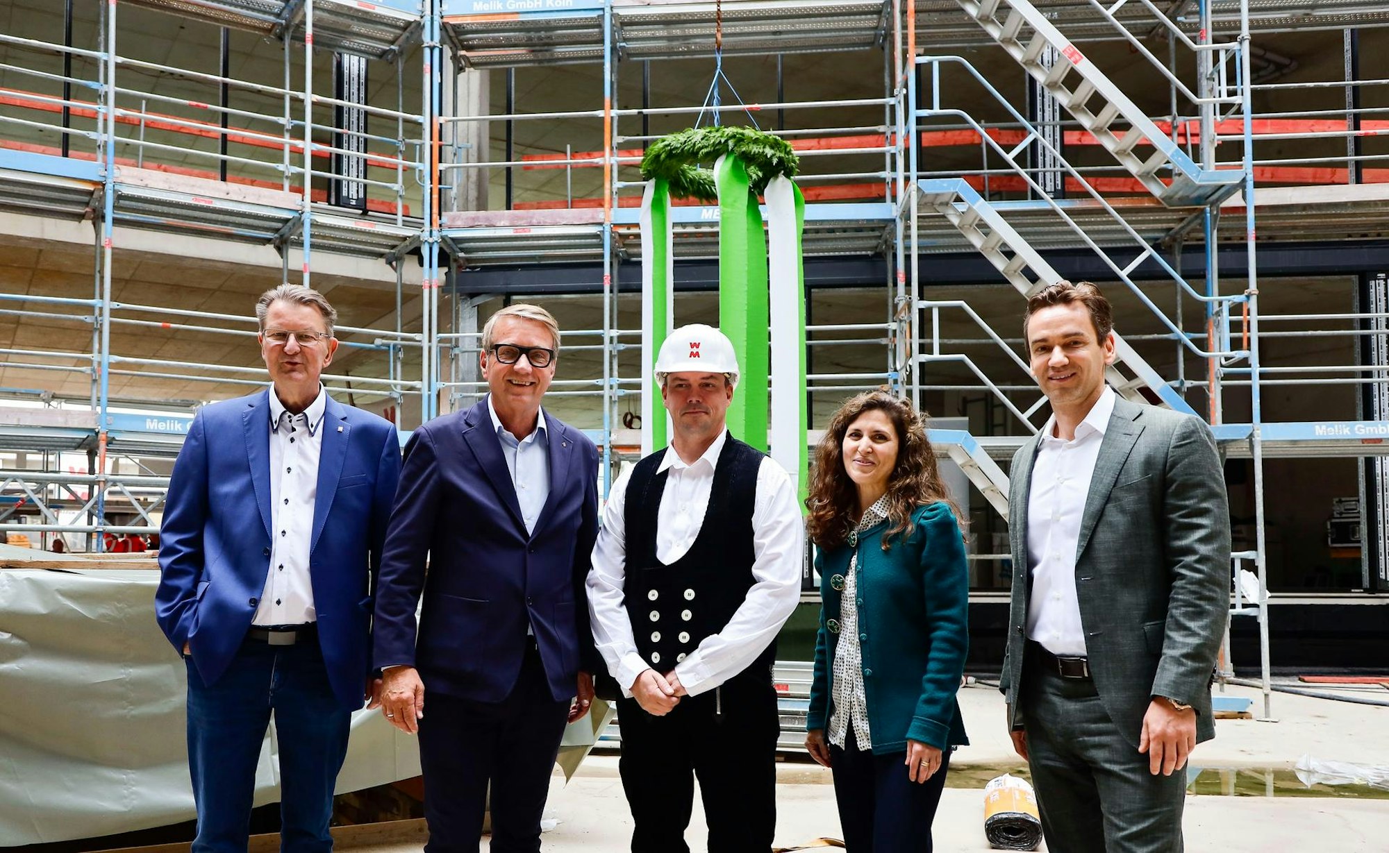 Menschen Richtfest Cologneo