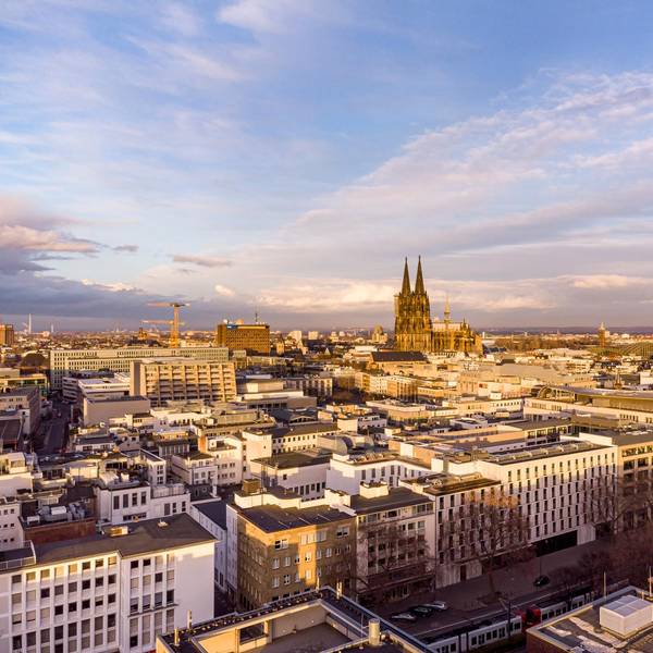 Köln Panorama 030322 ROLL