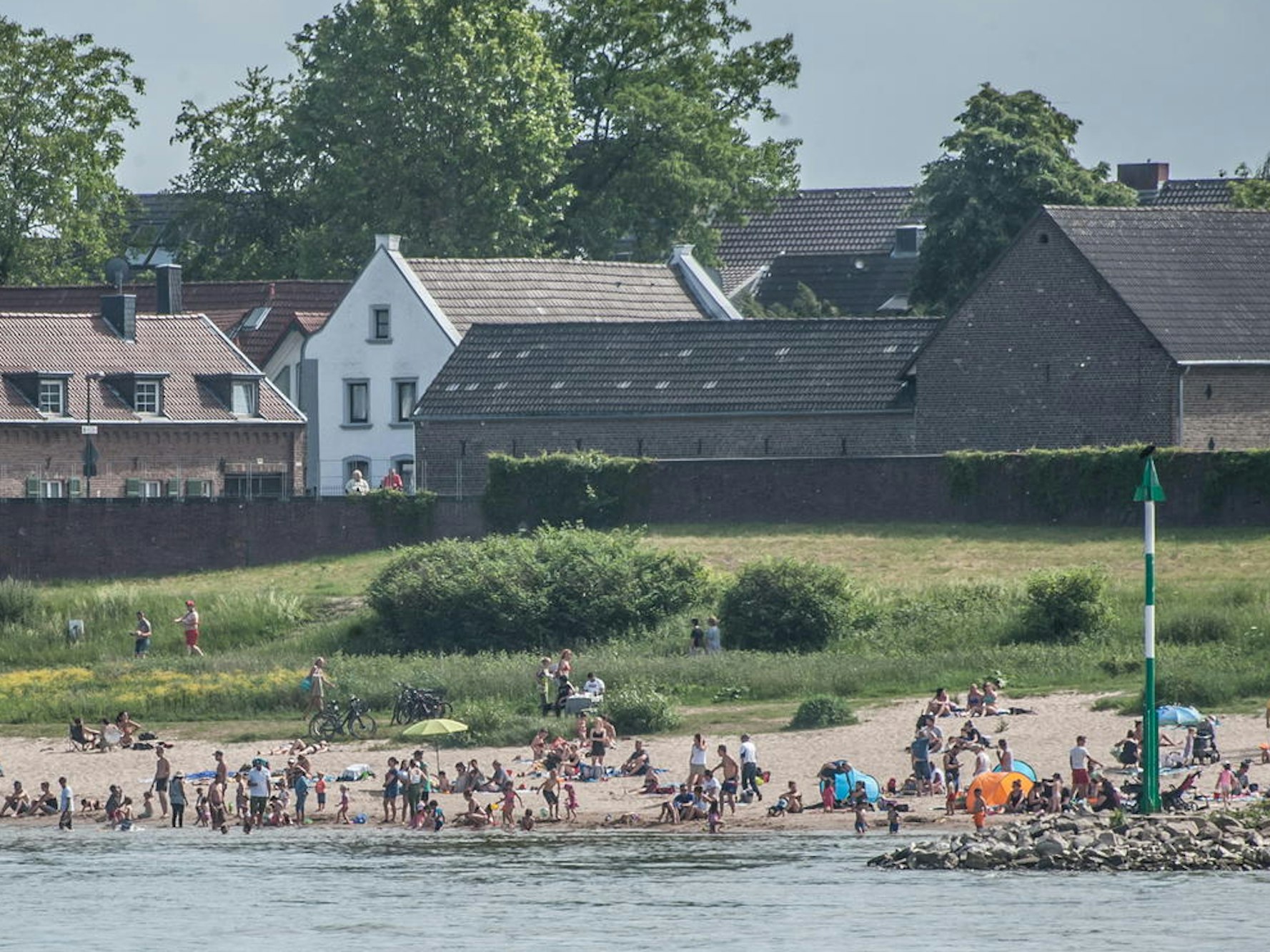 leverkusen-vatertag-am-rhein-ALF_2324