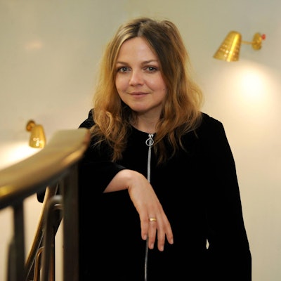 300319AnnettLouisan05