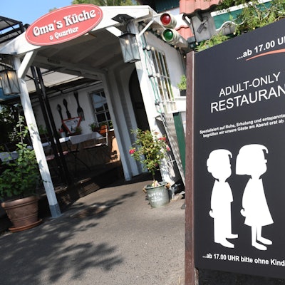 Kinderverbot im Restaurant dpa