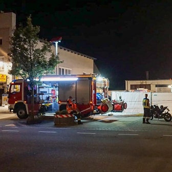 Mann_ersticht_Frau_a_66232780