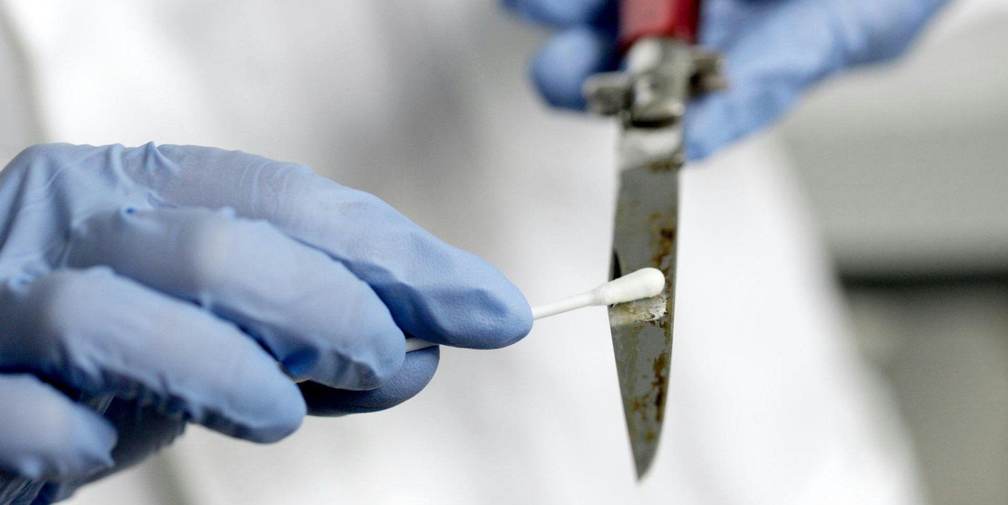 Messer Symbolbild dpa