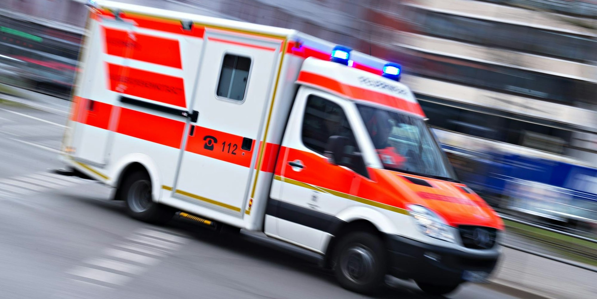 Rettungswagen 220621