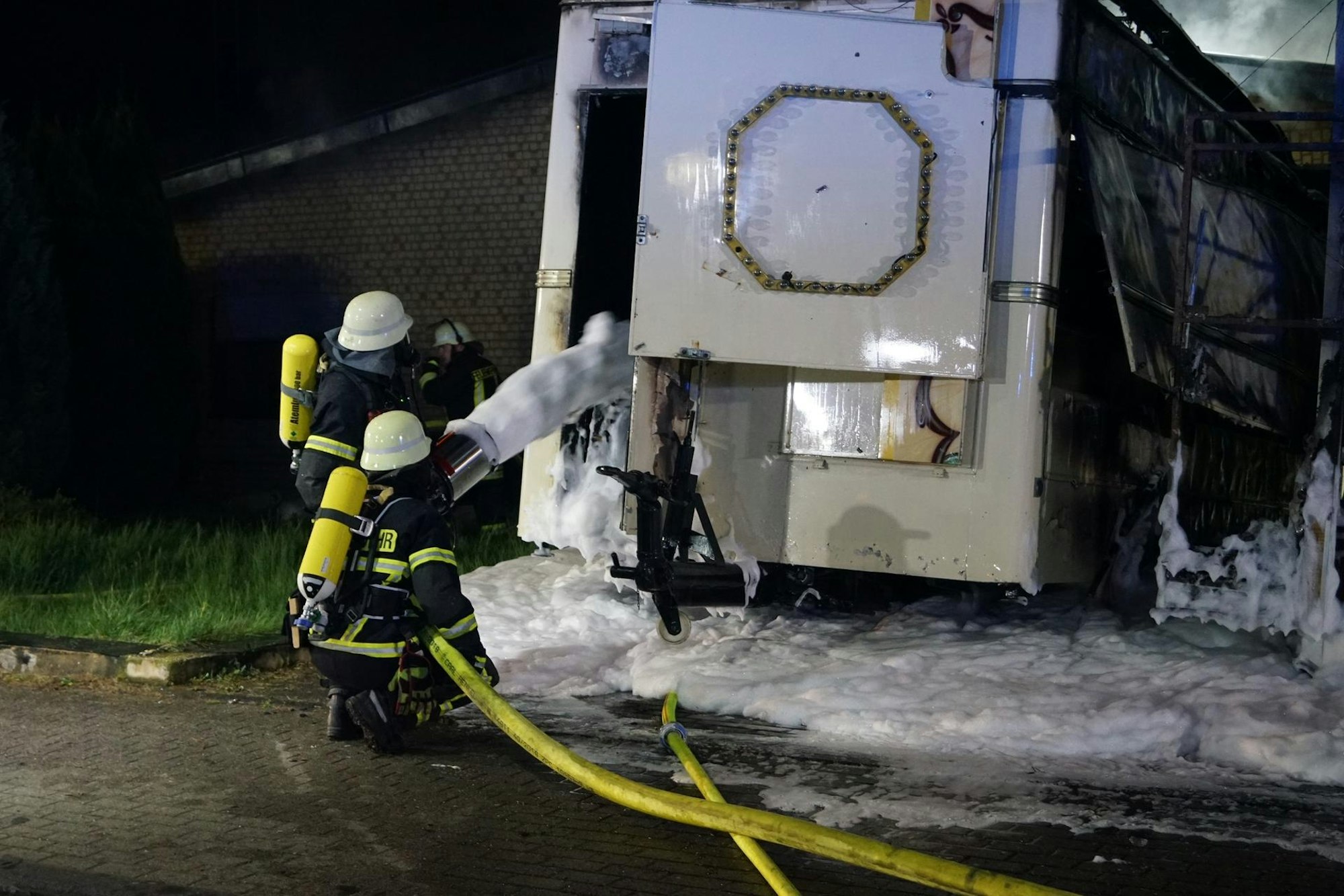 Feuer Kirmeswagen Euskirchen Detail I