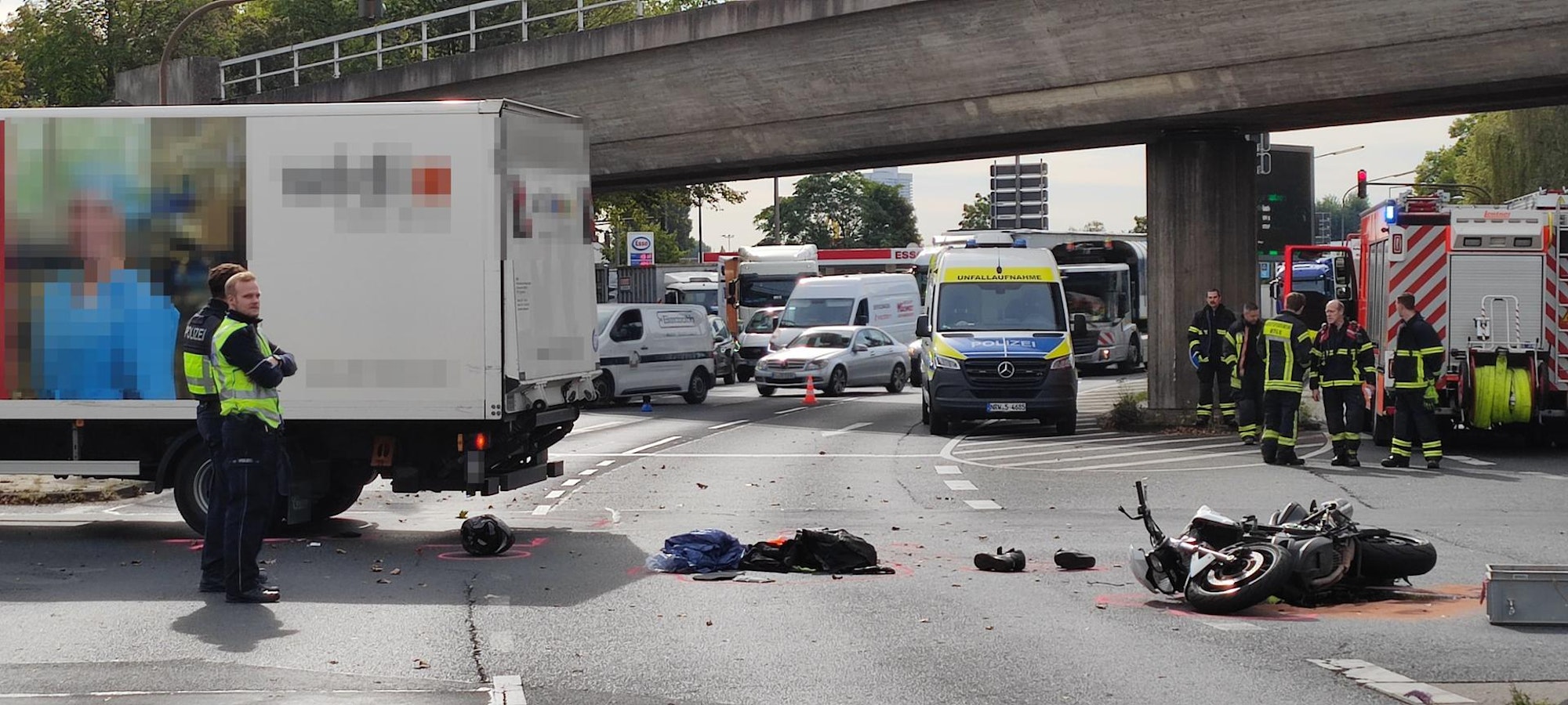 Unfall Lkw Motorrad Niehler Damm Jasmin 2