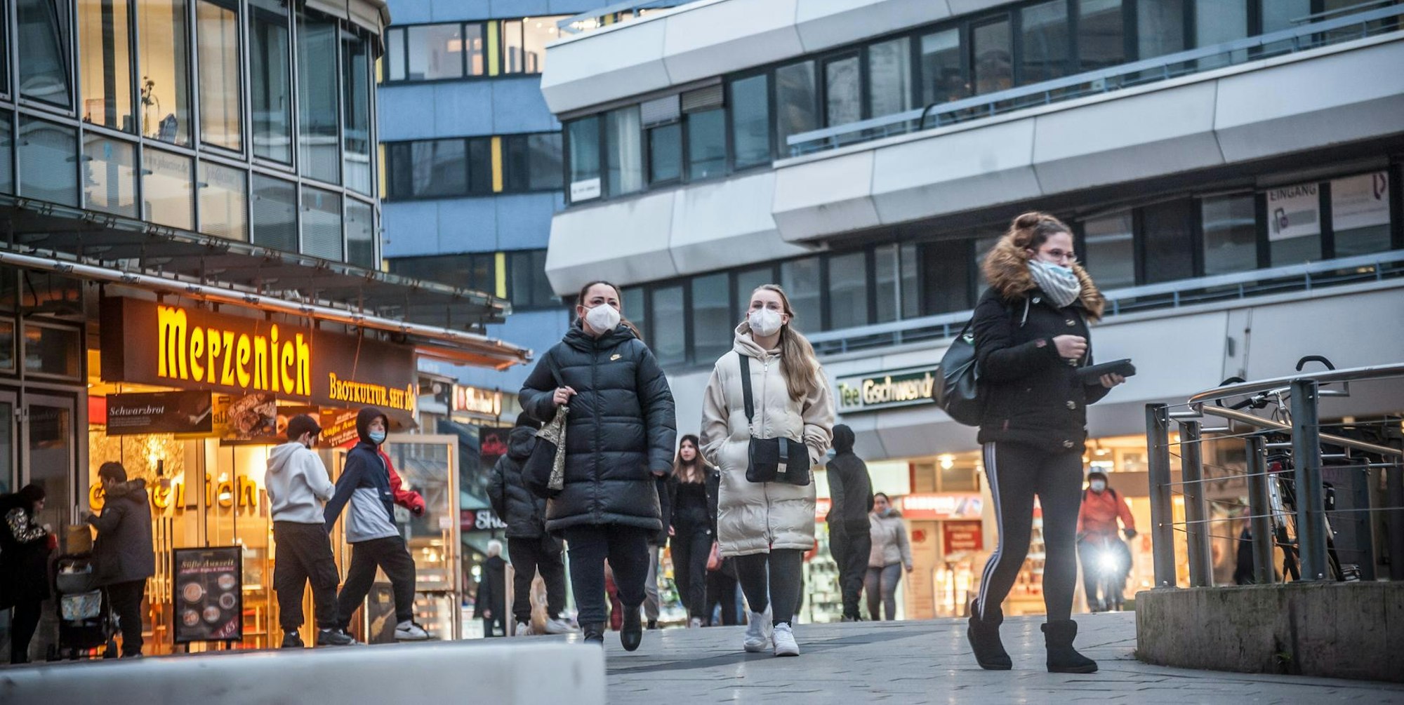 Leverkusen Corona Symbolbild