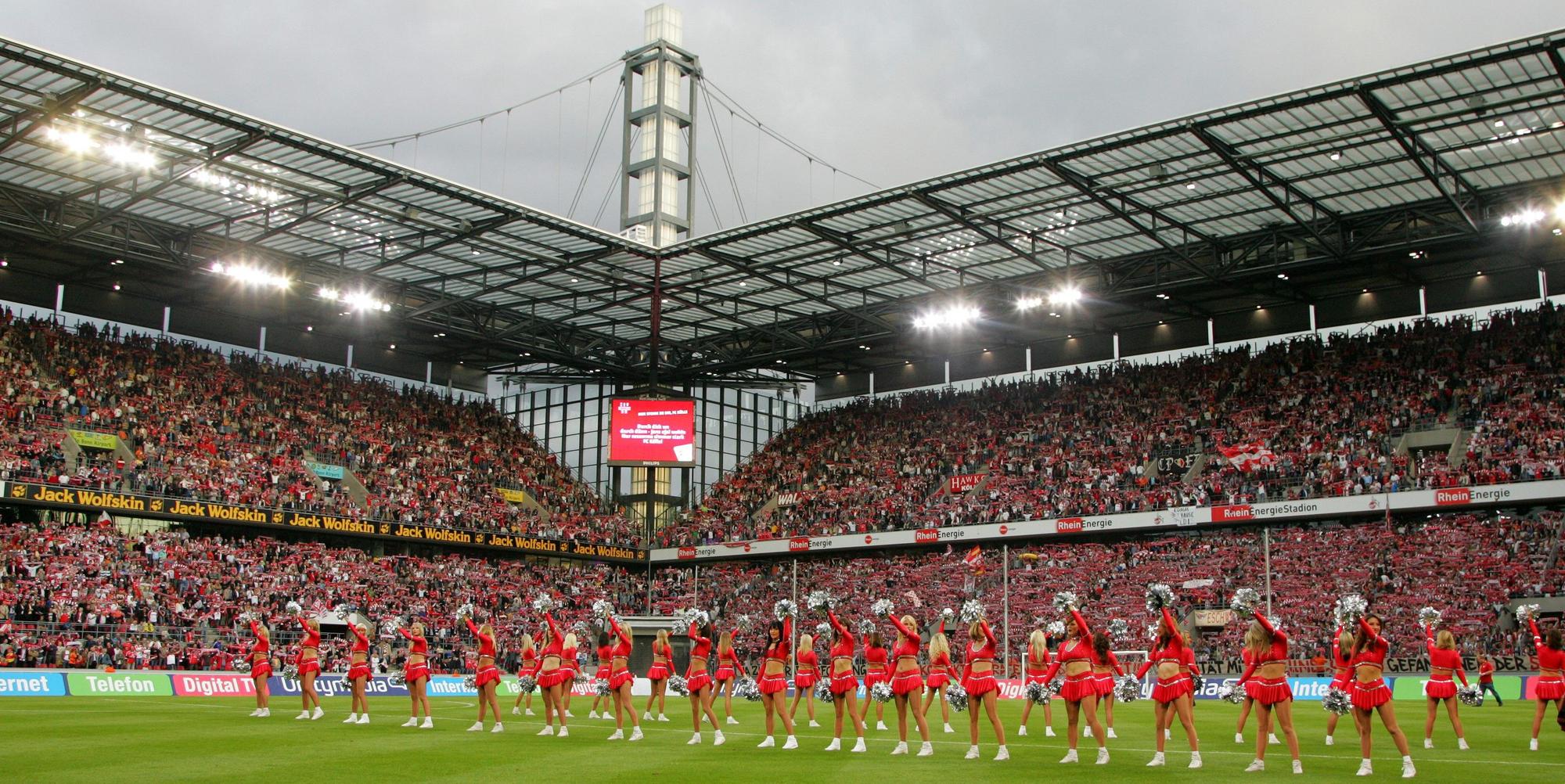 PIC FC Stadion neu