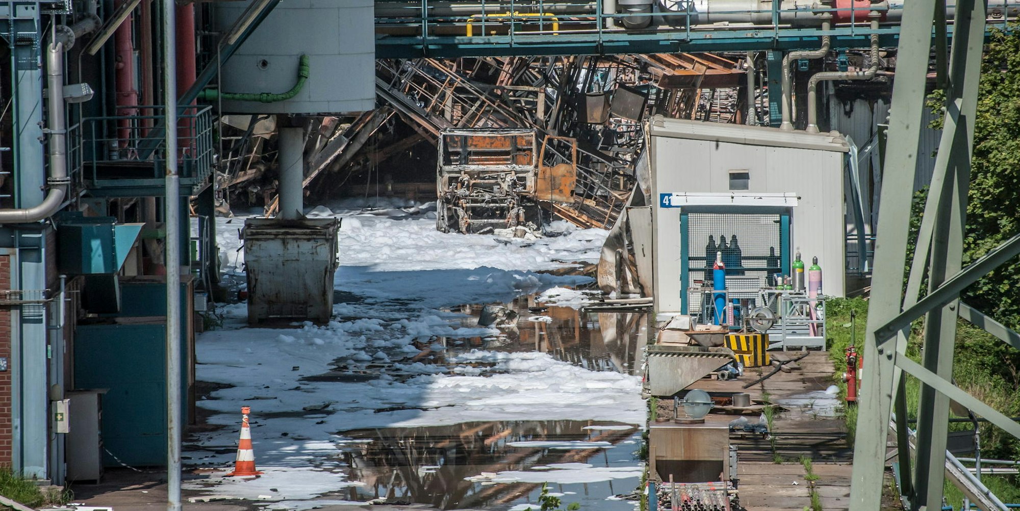 loeschscexplosion-currenta_rar_RLE_07282021_nef_alf_6336