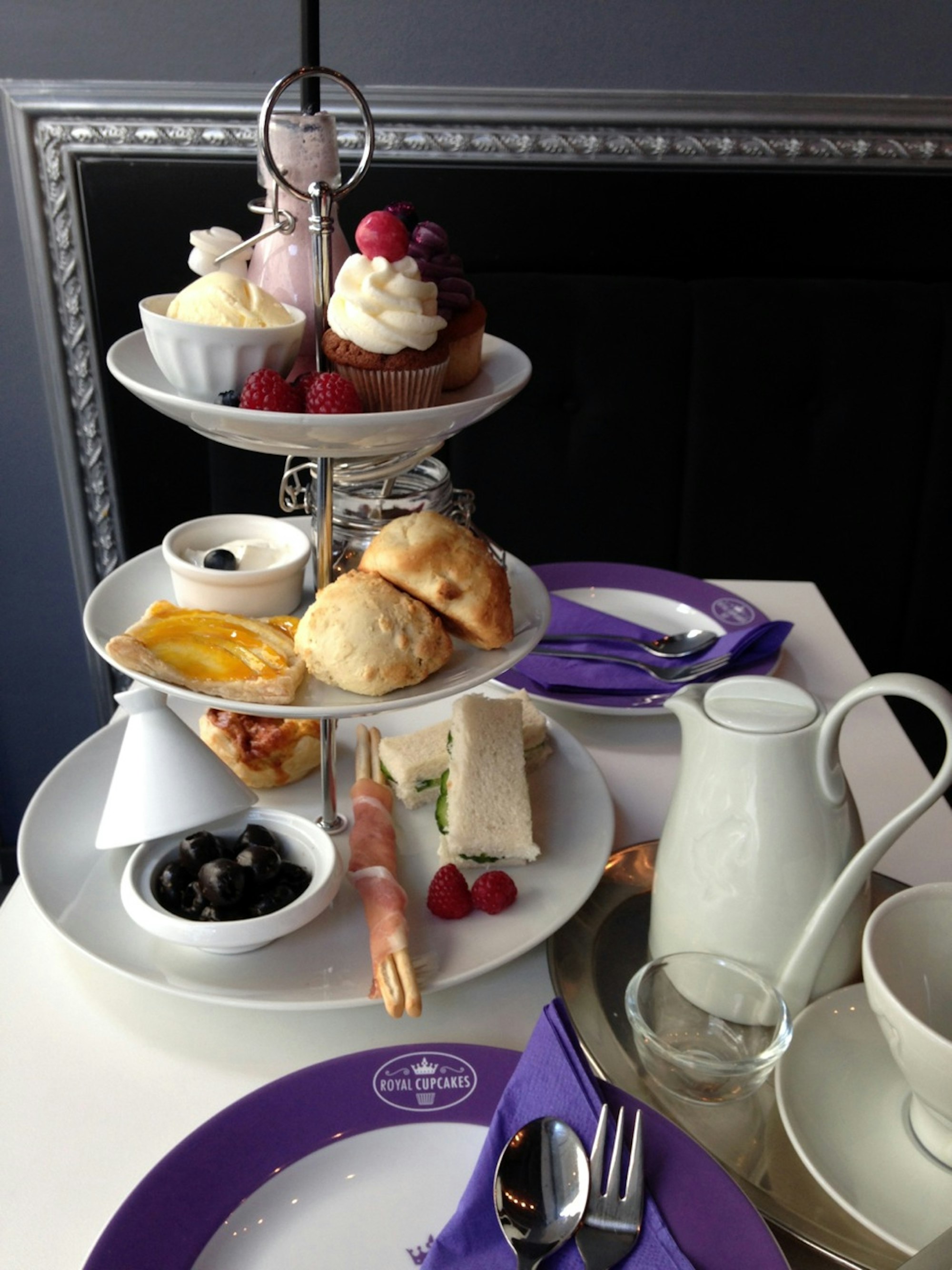 Teatime Royal Cupcakes