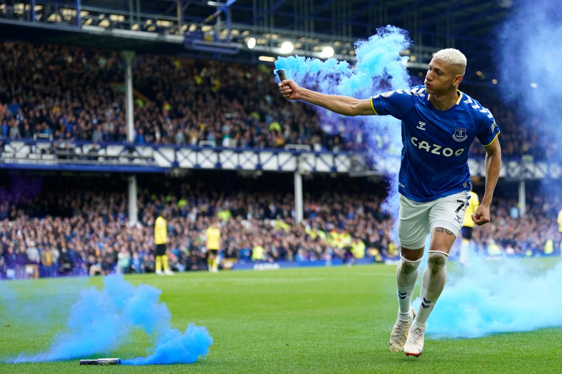 Richarlison mit Fackel