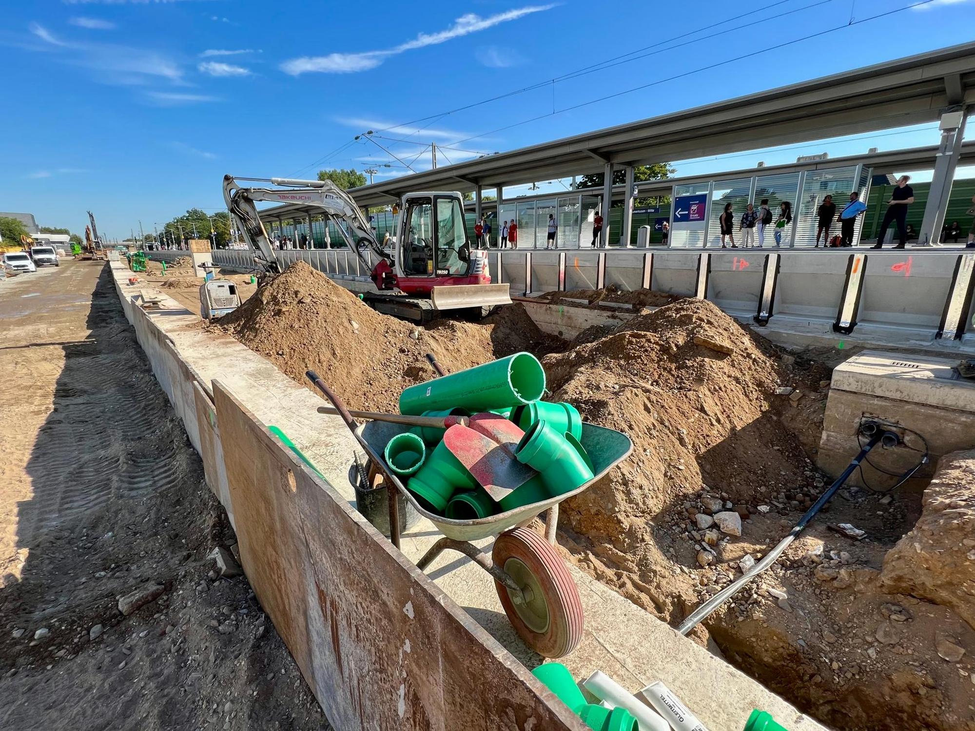 Lev-DB-Baustelle-Bahnsteigkante
