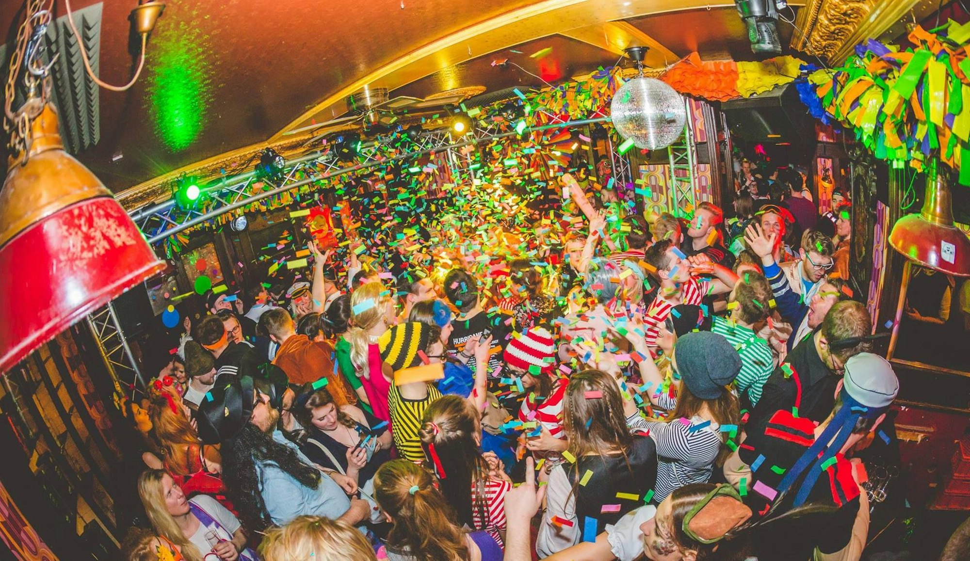 Schmelztiegel facebook