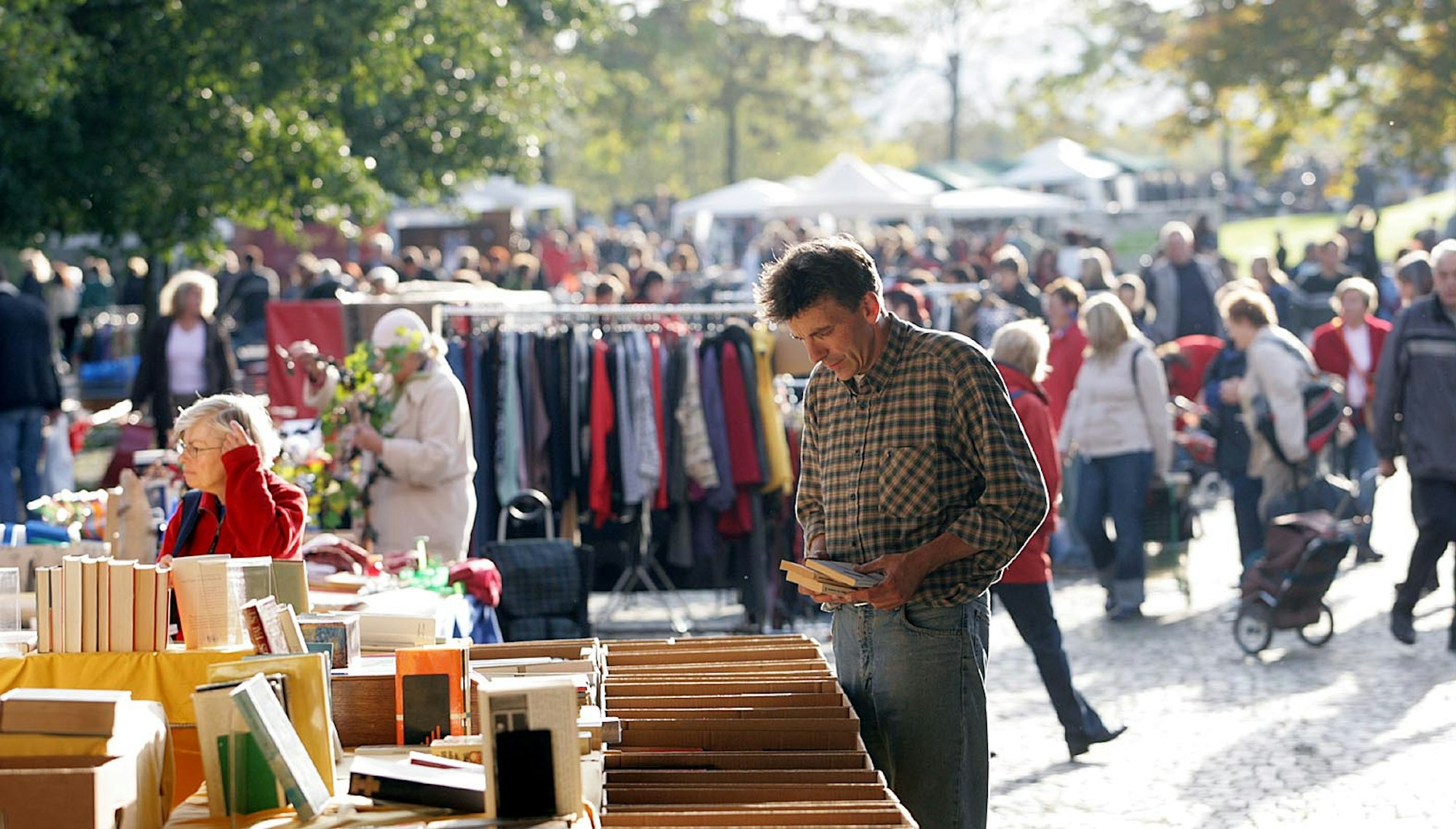 Flohmarkt Bonn Rheinaue