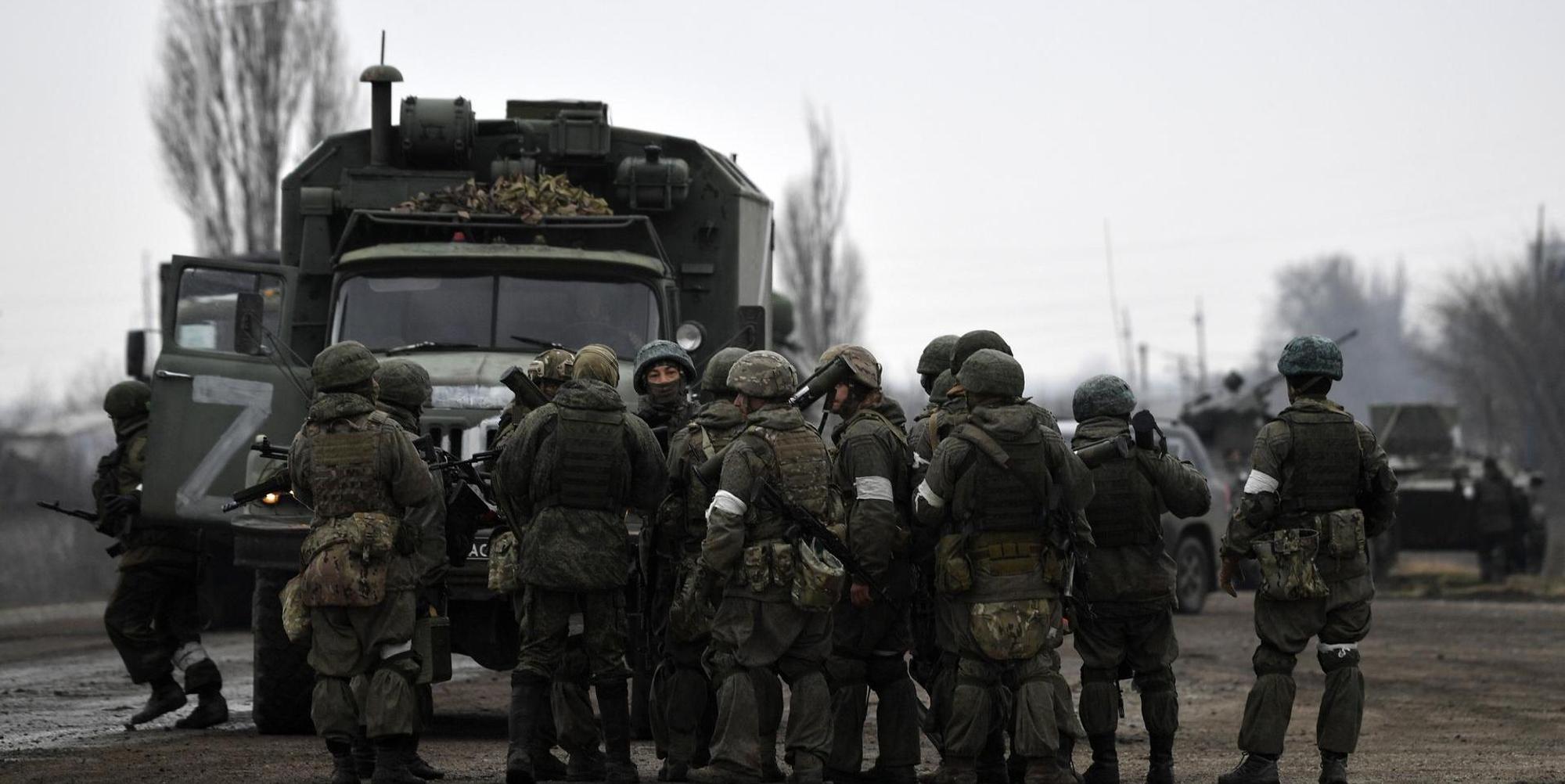 LKW Z Soldaten Russland