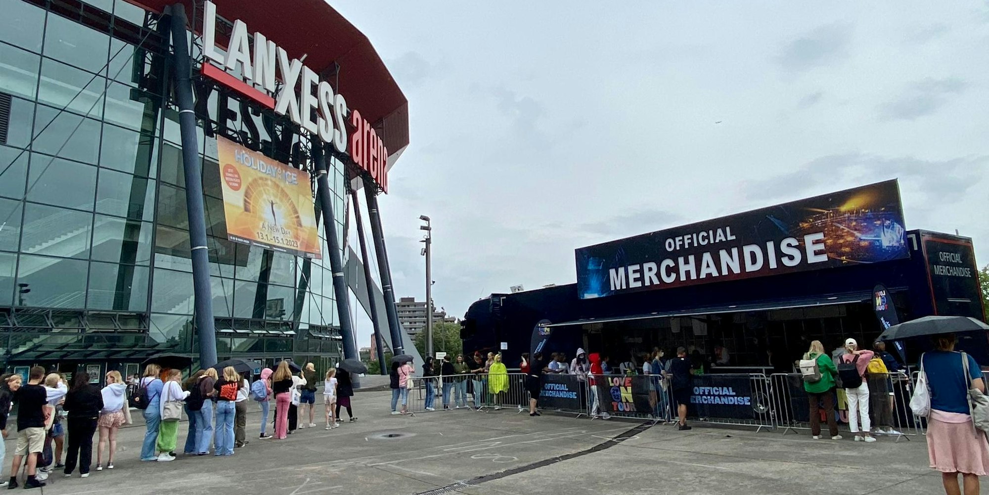 Harry Styles Merch SChalnge1