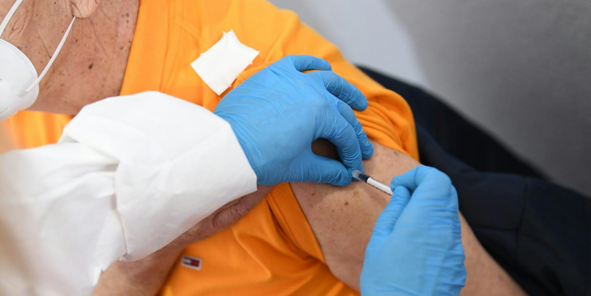 Impfung Senioren Symbol