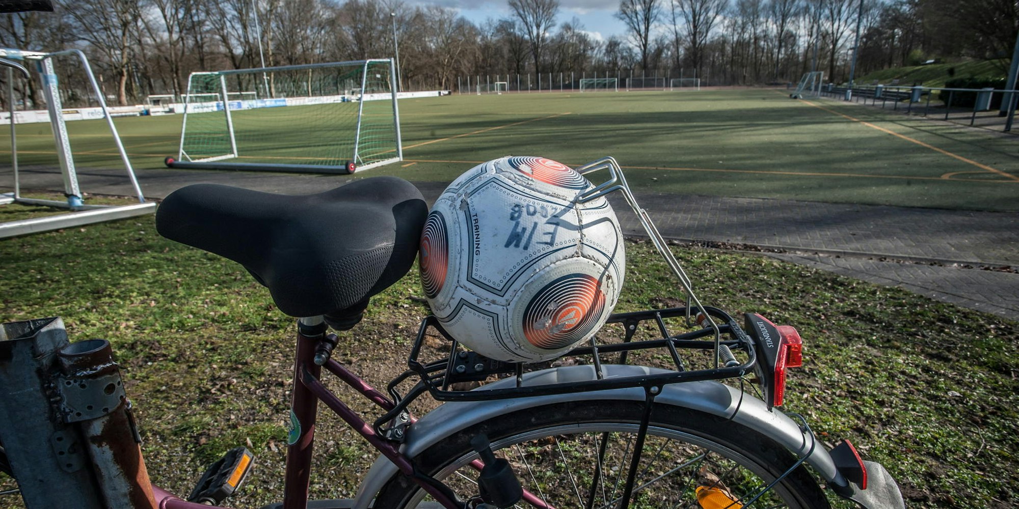 fussball-jugend--LE_leverkusen11032021ALF_8799