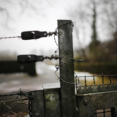 Gedenkstätte Muengersdorf Zaun