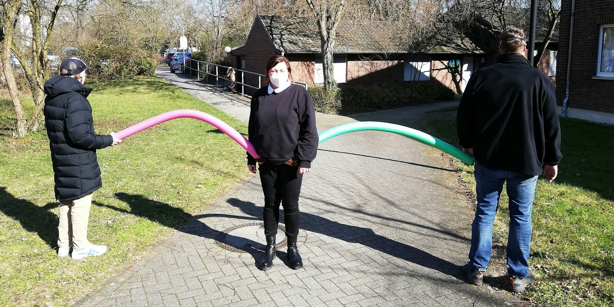 Abstand Schwimmnudeln