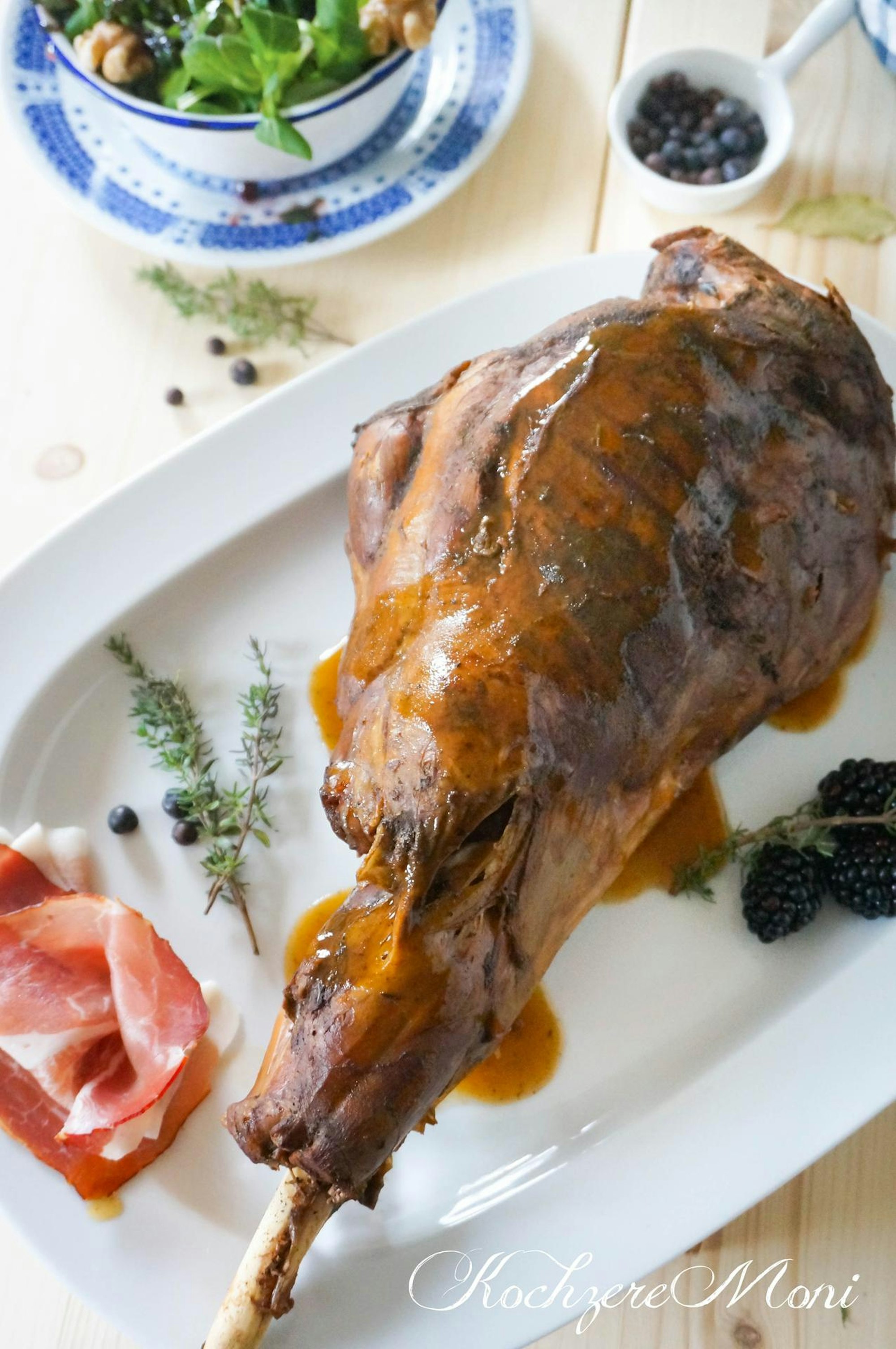 Rehkeule Brombeeren Speck Knoblauch Kokosöl Feldsalat Thymian Ö