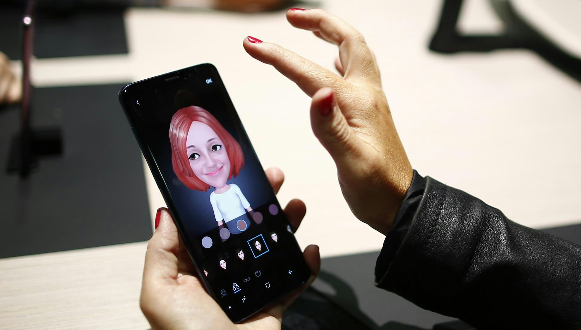 AR-Emoji_Samsung_Galaxy_S9