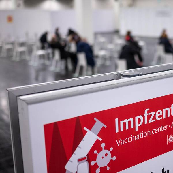 Impfzentrum Köln dpa
