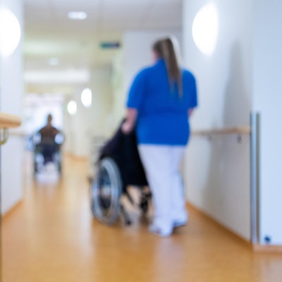 Pflegerin Symbolbild