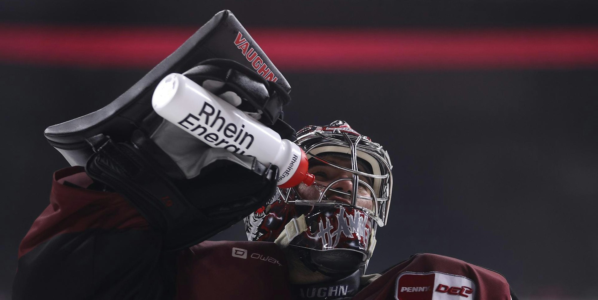 3F619AE0-AF56-4413-9634-13F41F5DD4DD