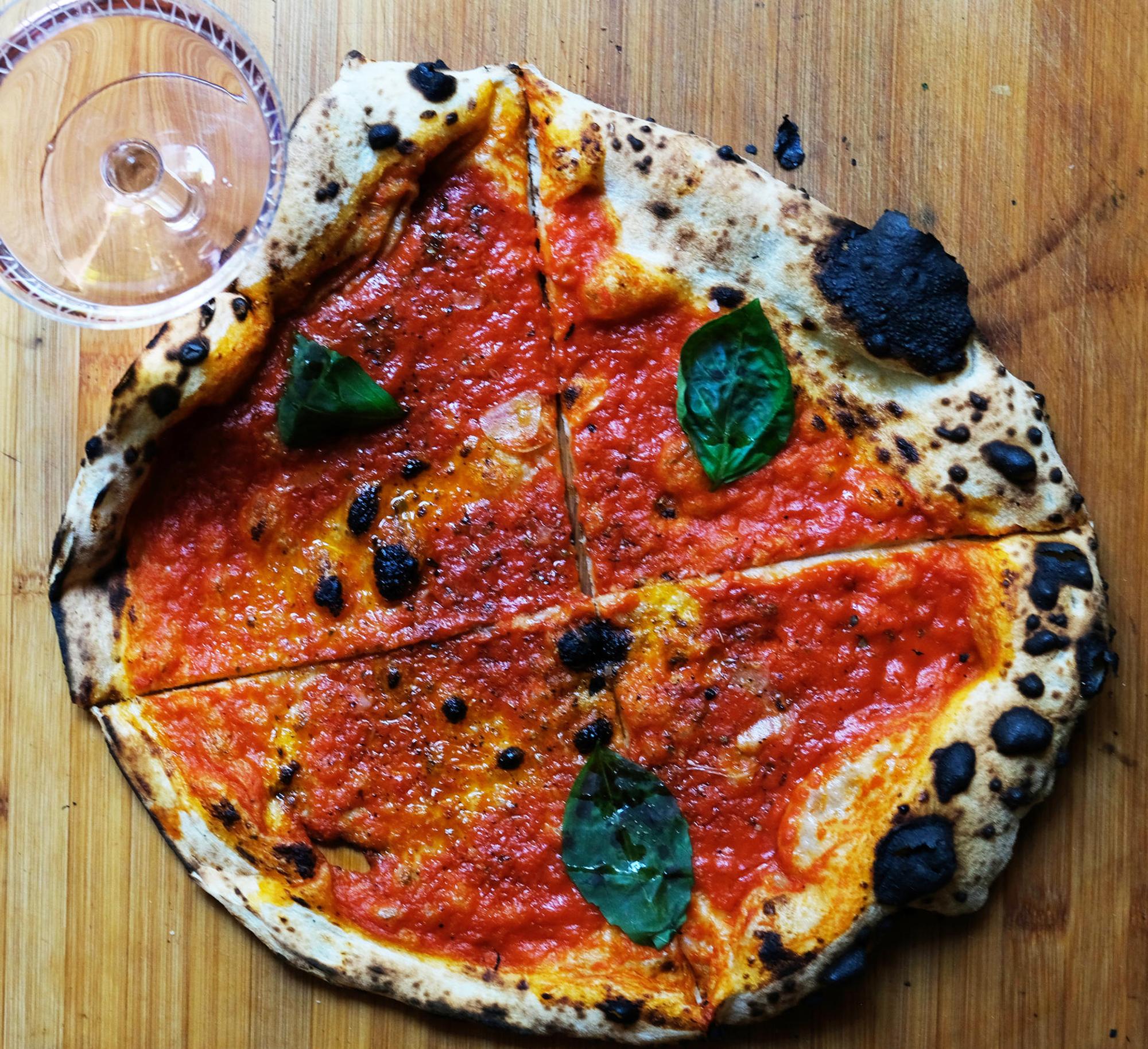 pizza tomate