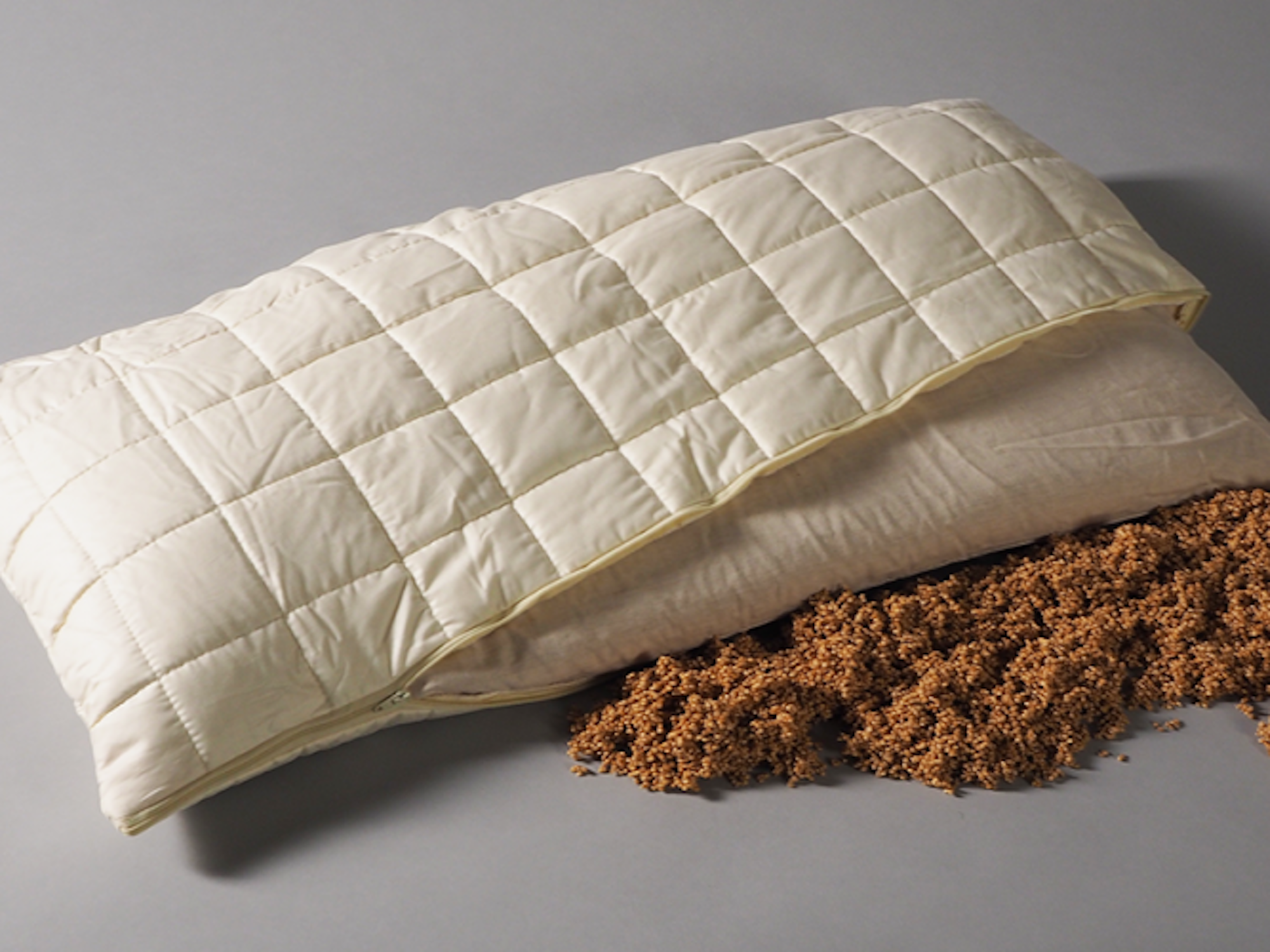 speltex_kissen_hirse_seite_offen_inhalt_1200-600