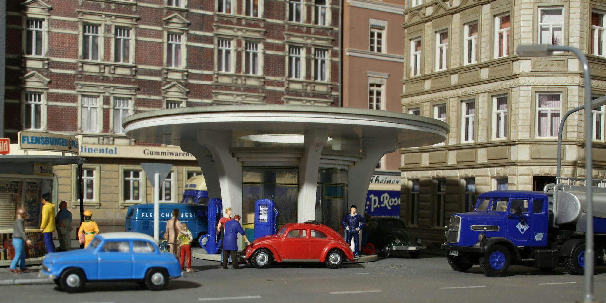 sues Eisenbahn 7 selbst gebaute Tanke Foto Bruno Kaiser