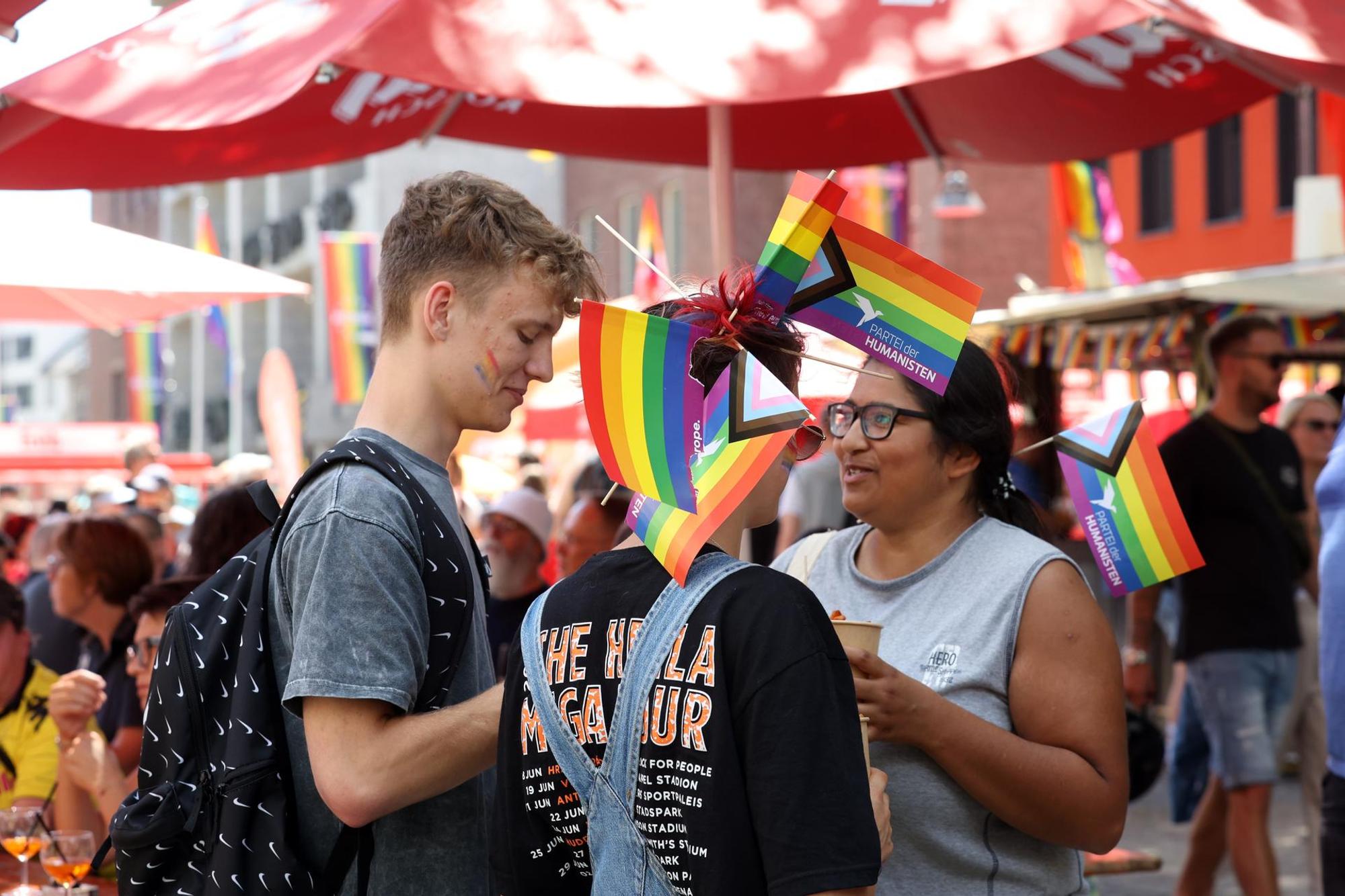 CSD Pride Menschen 020722