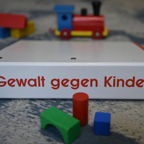 Gewalt an Kindern erkennen