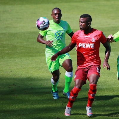 EE62B74C-52EB-4A19-82B0-ACCAB90E9137