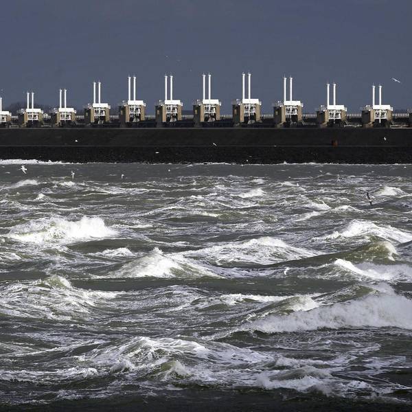 Niederlande Sturmflutwehr1