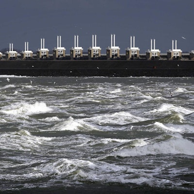 Niederlande Sturmflutwehr1