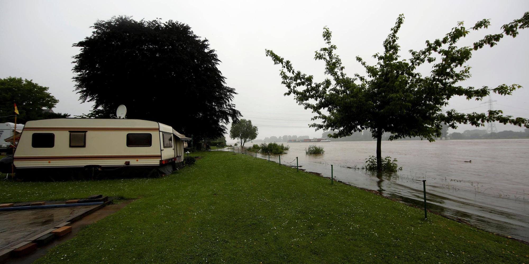 kra_hochwasserCamping002