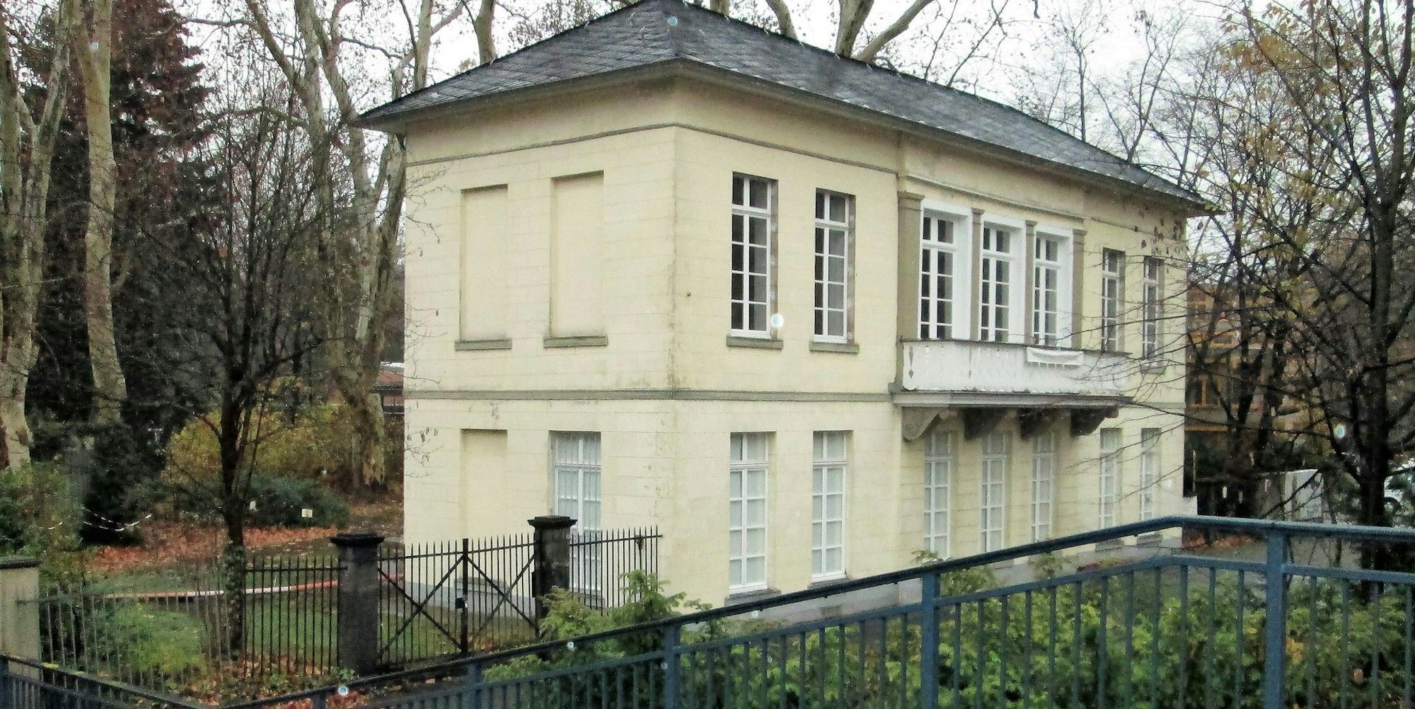 BahnhofBelvedereneu