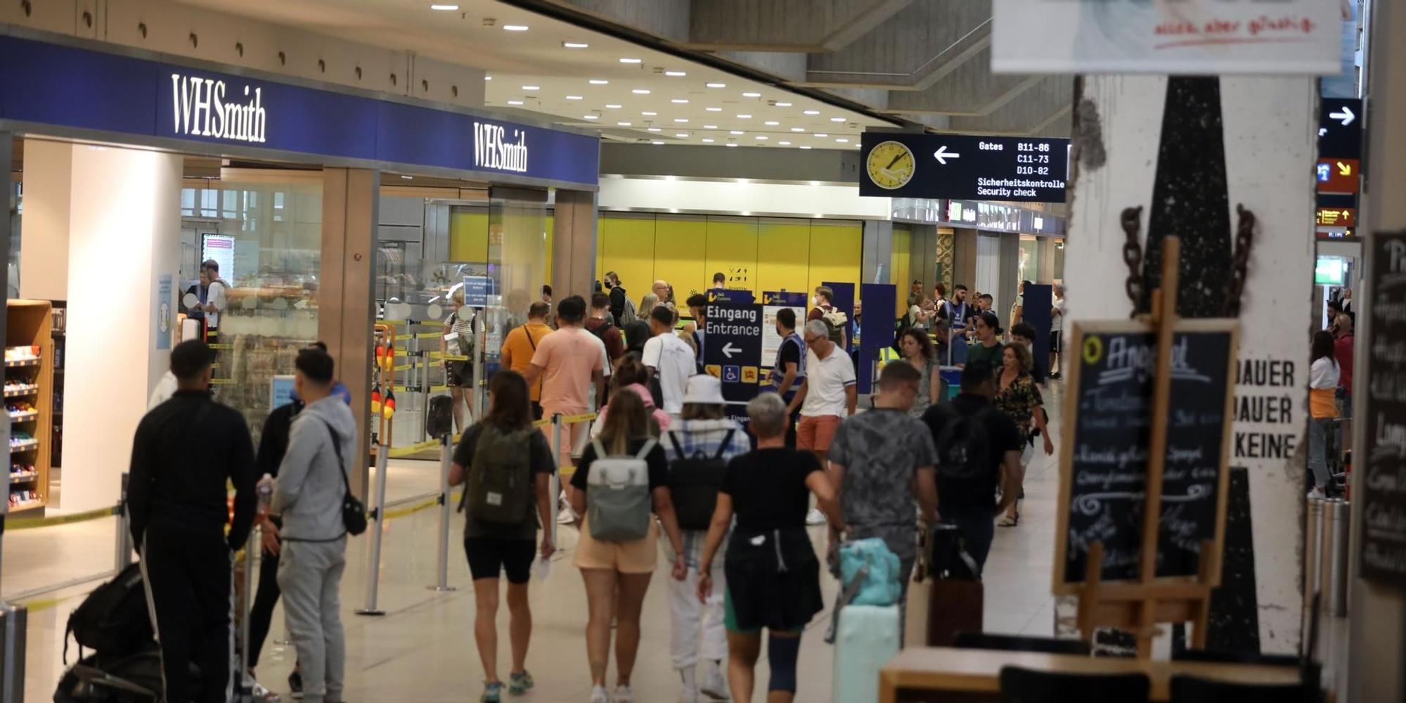 Flughafen Köln Bonn 060822